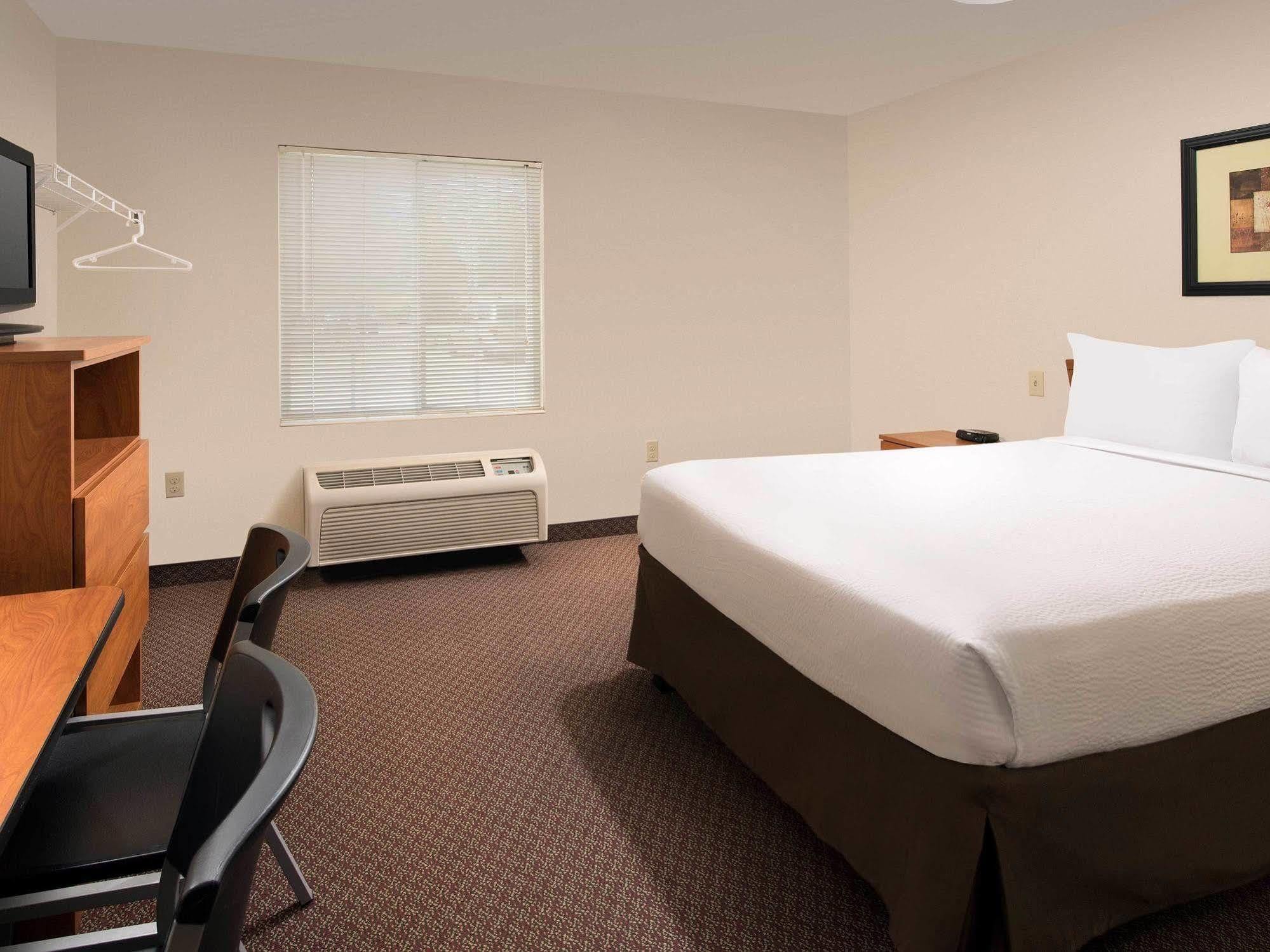 Woodspring Suites Omaha Bellevue, An Extended Stay Hotel Exterior photo
